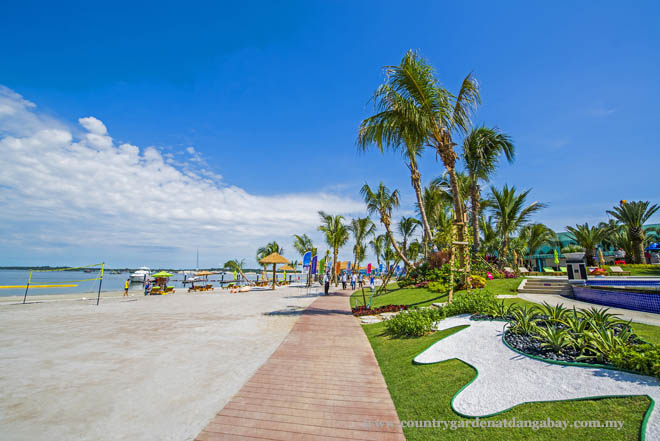 Luxury Services Apartment for Sale, Country Garden Danga Bay. For full details, please visit us at www.countrygardendangabay.com