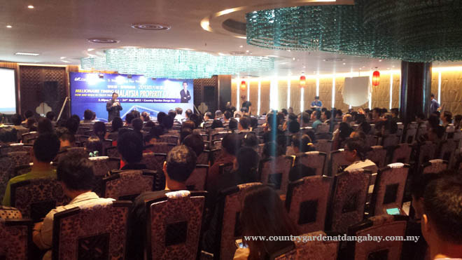 Luxury Services Apartment for Sale, Country Garden Danga Bay. For full details, please visit us at www.countrygardendangabay.com