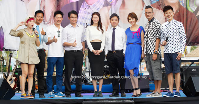 Luxury Services Apartment for Sale, Country Garden Danga Bay. For full details, please visit us at www.countrygardendangabay.com